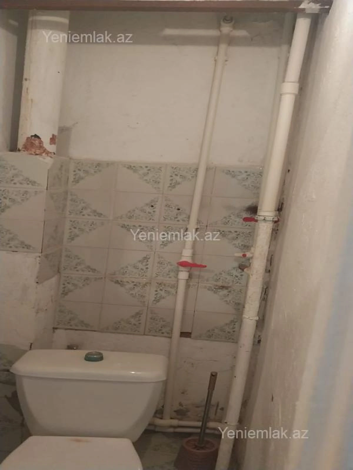 Satılır 2 otaqlı köhnə tikili 60 m²