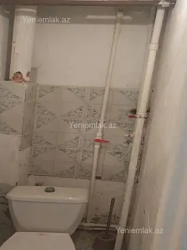 Satılır 2 otaqlı köhnə tikili 60 m²