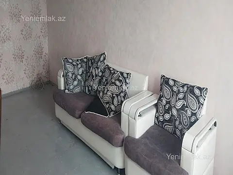 Satılır 2 otaqlı köhnə tikili 60 m²