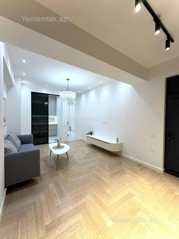 Satılır 2 otaqlı yeni tikili 83 m²