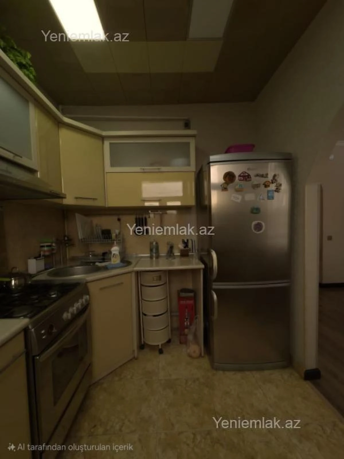 Satılır 3 otaqlı köhnə tikili 75 m²