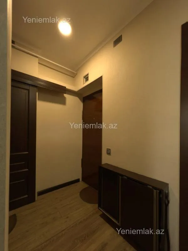 Satılır 3 otaqlı köhnə tikili 75 m²
