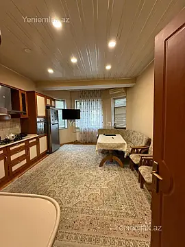 Satılır 4 otaqlı yeni tikili 200 m²