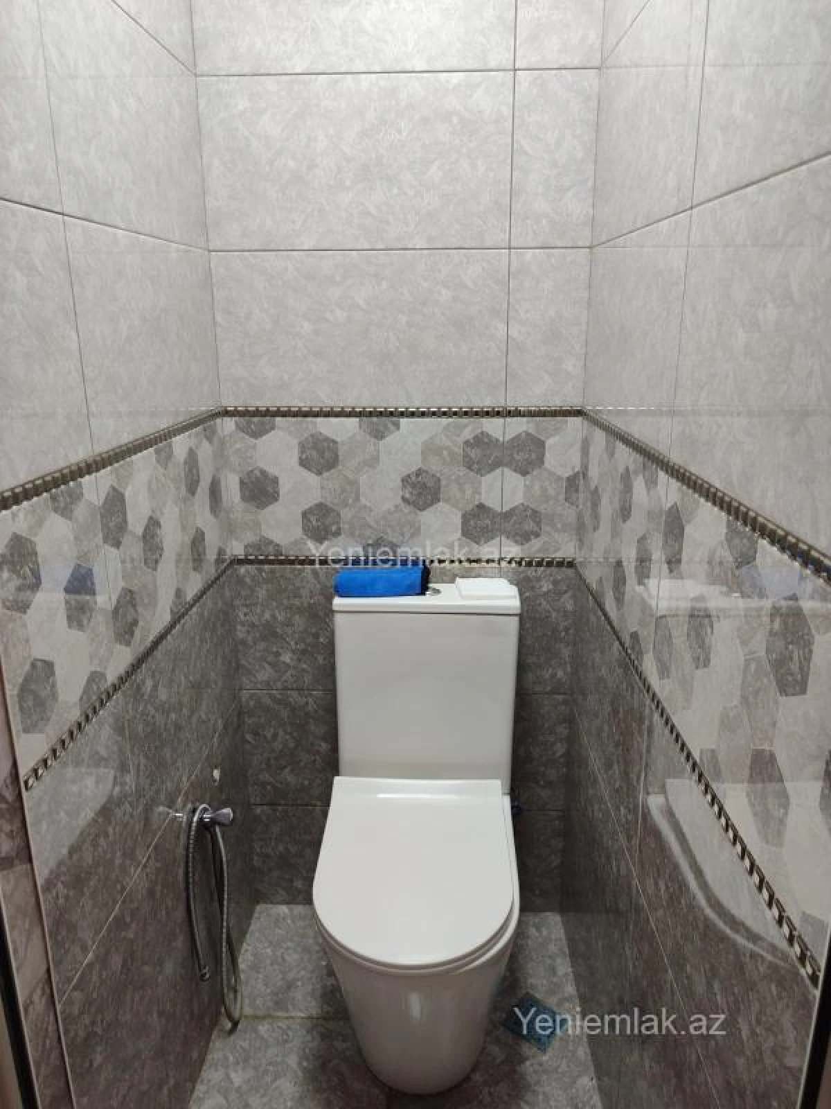 Satılır 4 otaqlı köhnə tikili 105 m²