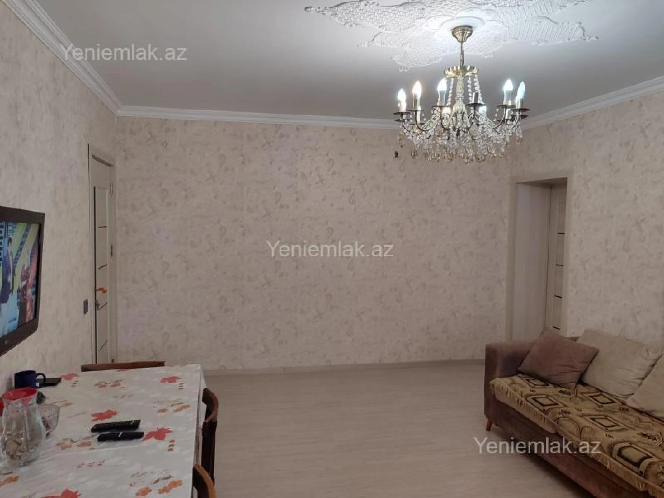 Satılır 4 otaqlı köhnə tikili 105 m²