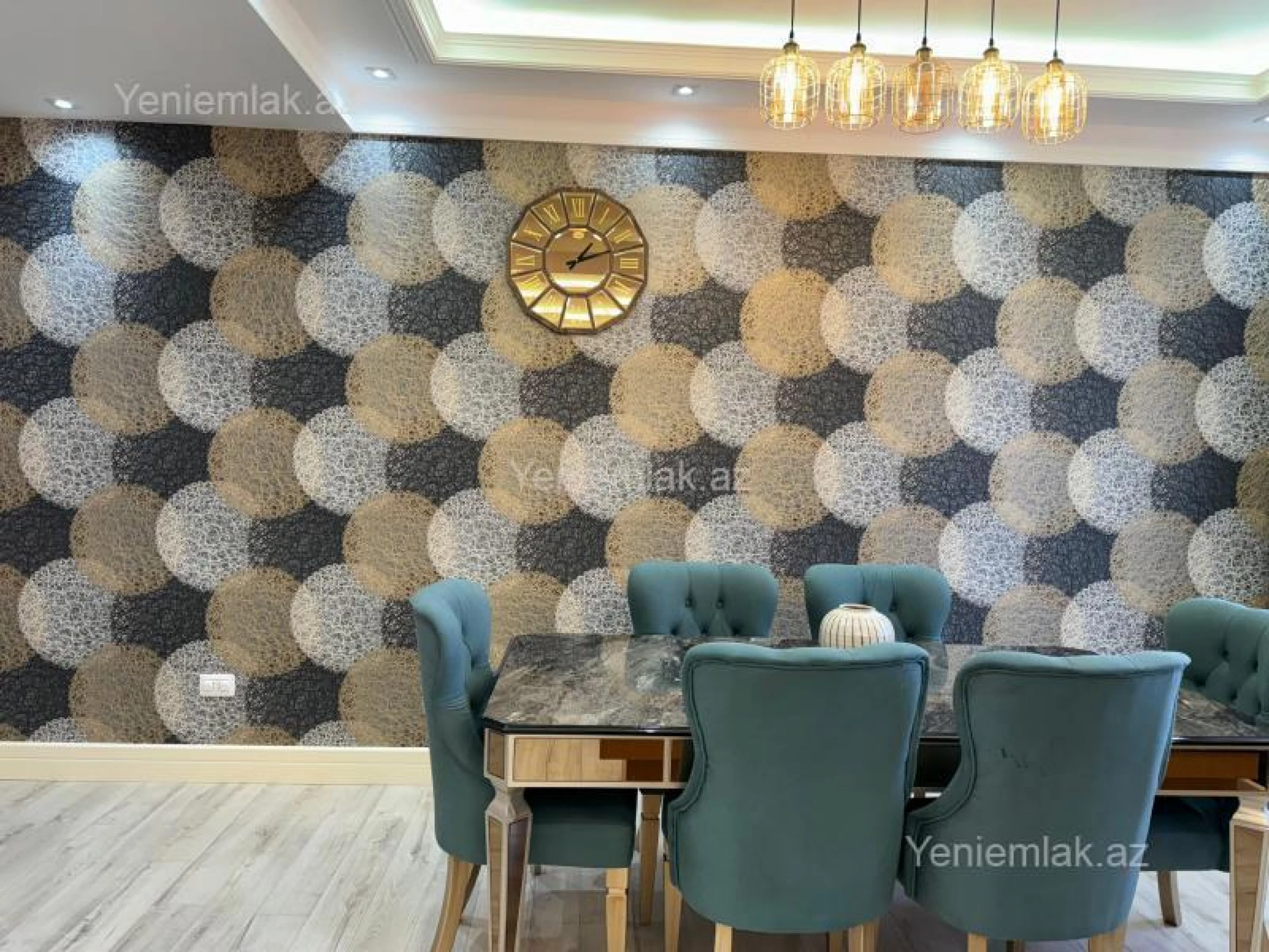 Satılır 4 otaqlı yeni tikili 160 m²