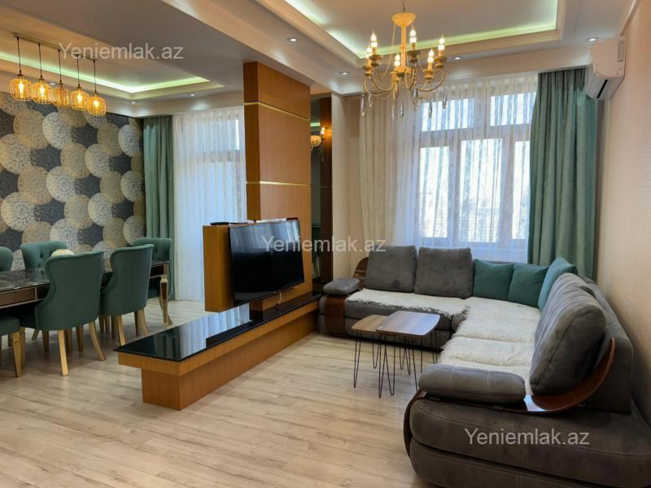 Satılır 4 otaqlı yeni tikili 160 m²