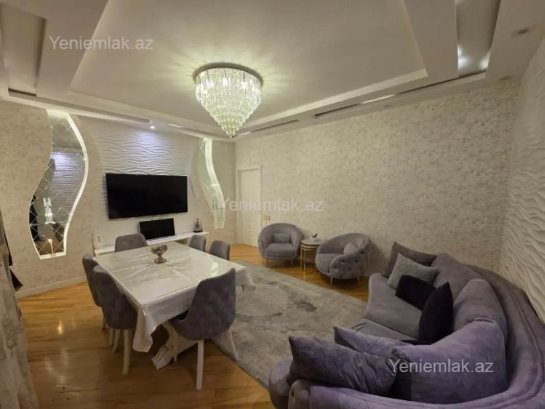 Satılır 3 otaqlı yeni tikili 135 m²