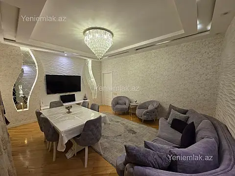 Satılır 3 otaqlı yeni tikili 135 m²