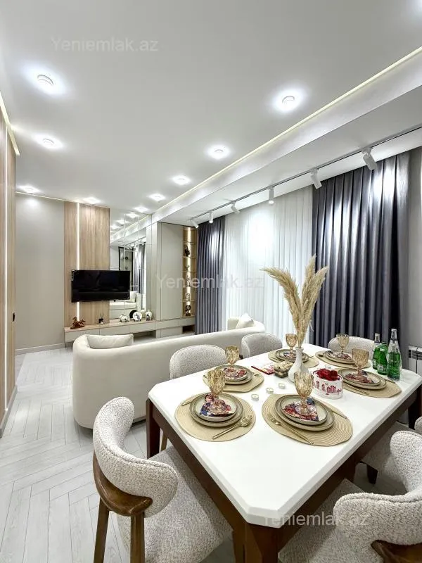 Satılır 2 otaqlı yeni tikili 77 m²