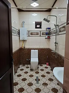 Satılır 5 otaqlı həyət evi 200 m²