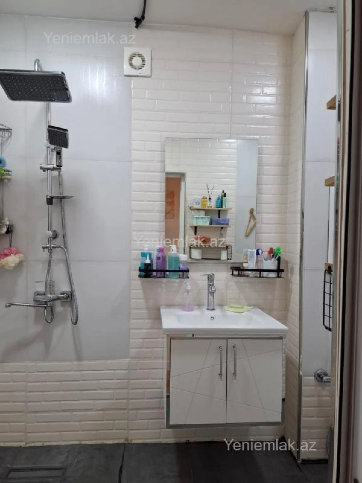 Satılır 5 otaqlı köhnə tikili 95 m²