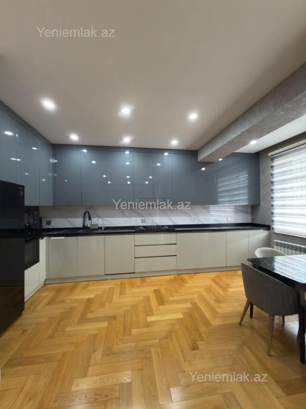 Satılır 5 otaqlı yeni tikili 201 m²