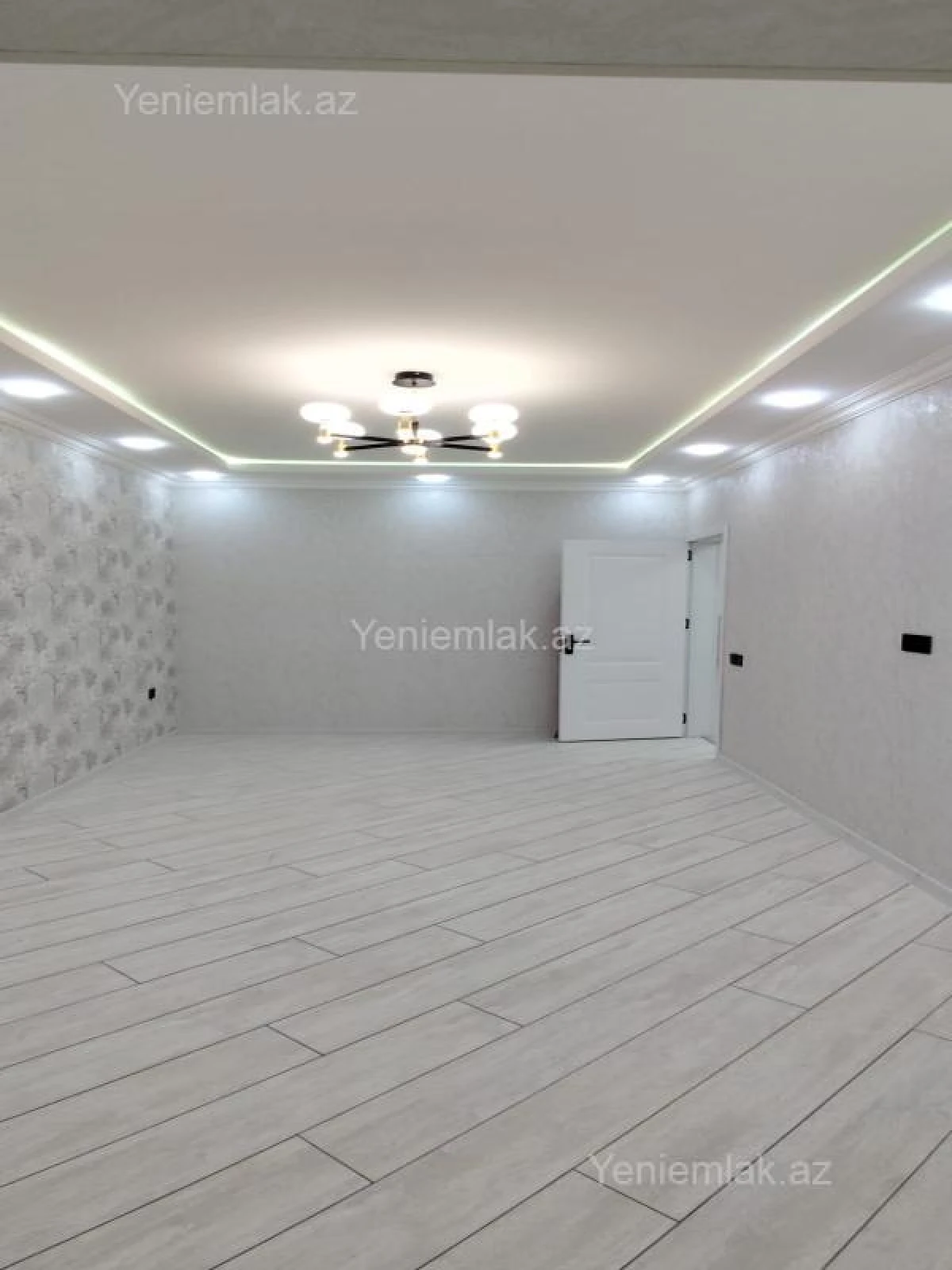 Satılır 2 otaqlı köhnə tikili 60 m²