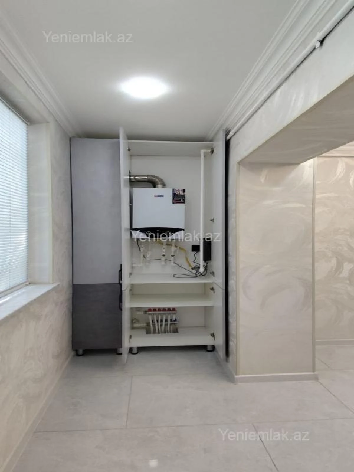 Satılır 2 otaqlı köhnə tikili 60 m²