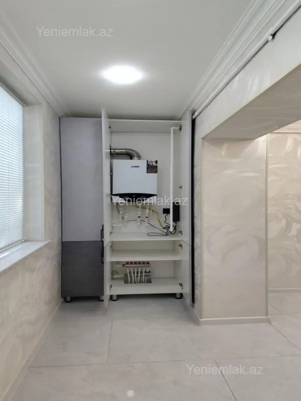 Satılır 2 otaqlı köhnə tikili 60 m²