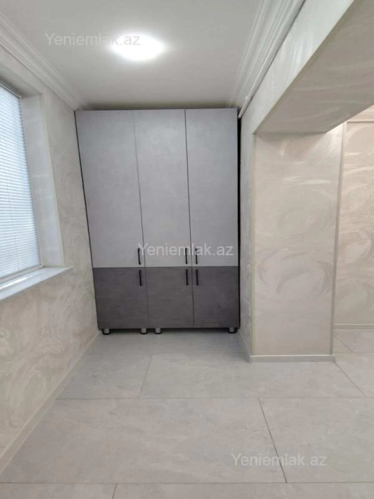 Satılır 2 otaqlı köhnə tikili 60 m²