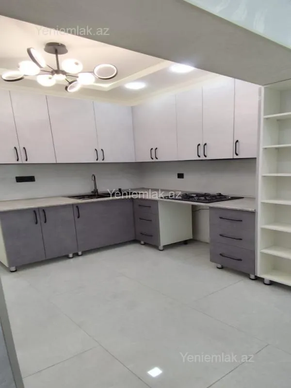 Satılır 2 otaqlı köhnə tikili 60 m²