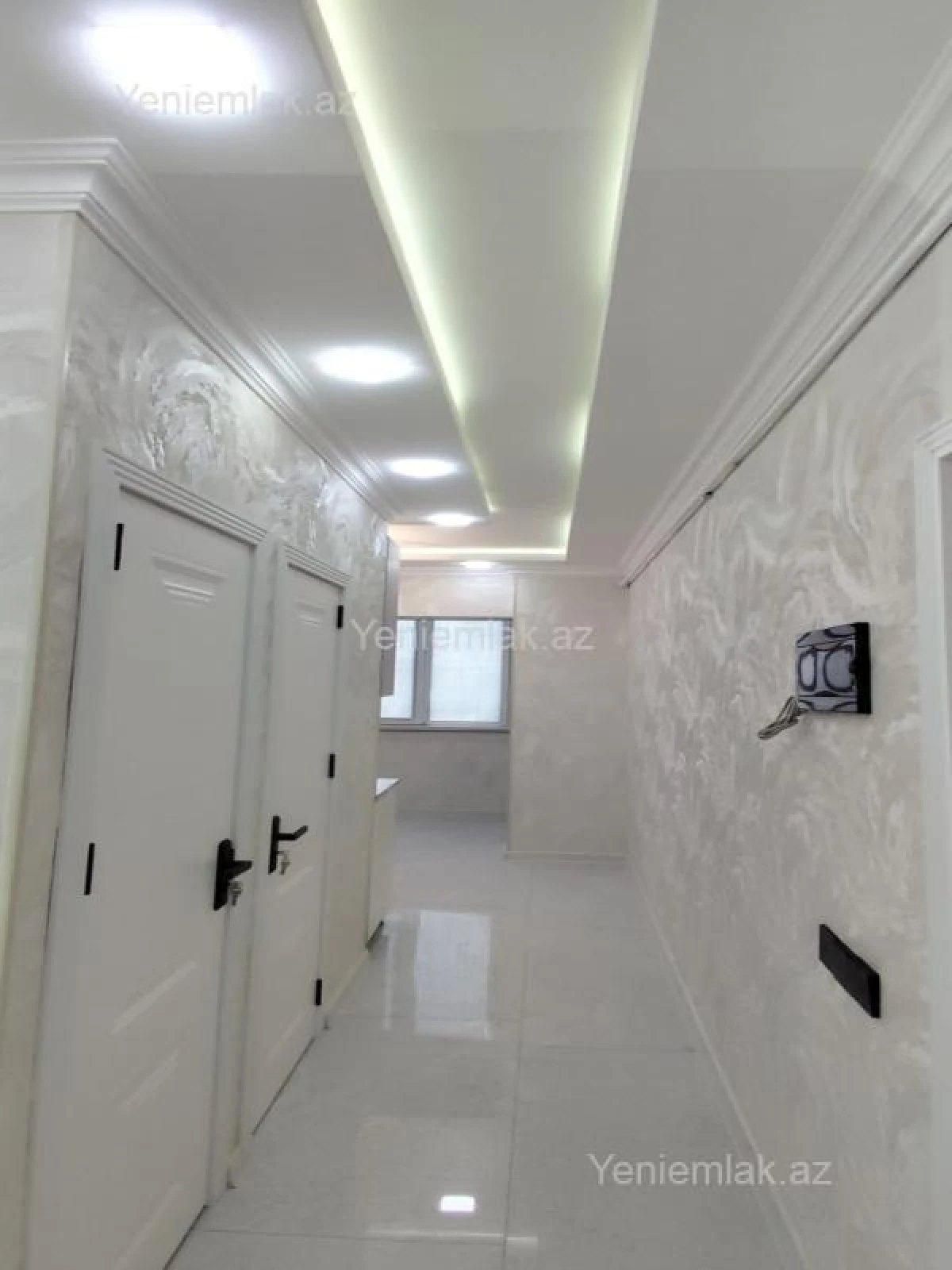 Satılır 2 otaqlı köhnə tikili 60 m²