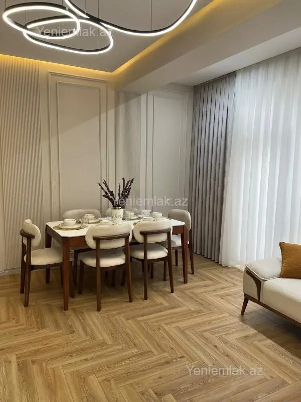 Satılır 2 otaqlı yeni tikili 77 m²