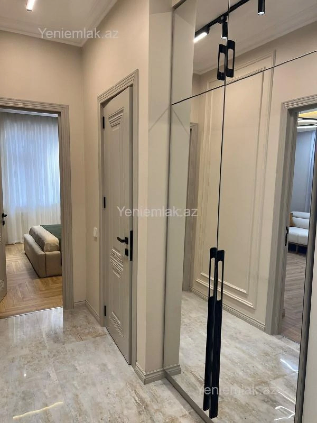Satılır 2 otaqlı yeni tikili 77 m²