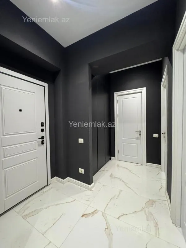 Satılır 3 otaqlı yeni tikili 72 m²