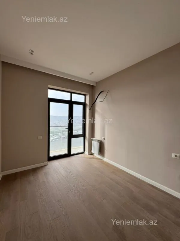 Satılır 3 otaqlı yeni tikili 72 m²