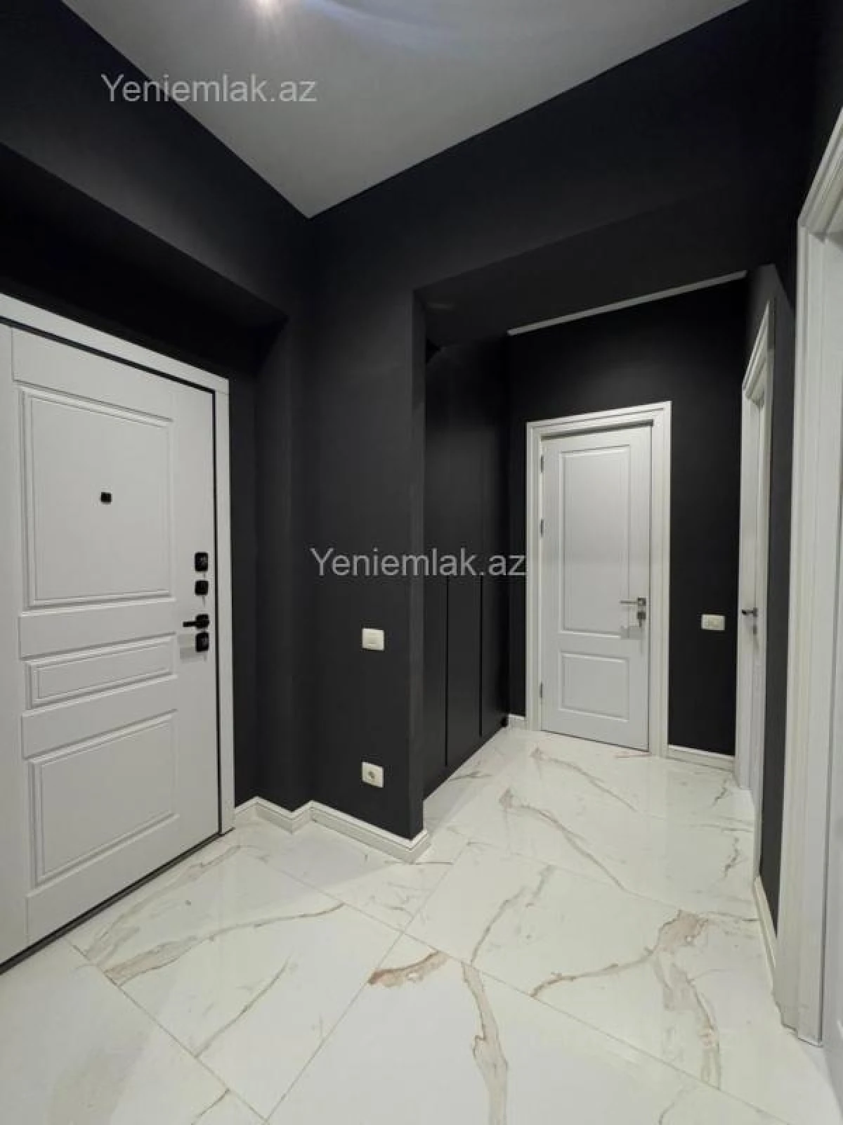 Satılır 3 otaqlı yeni tikili 72 m²