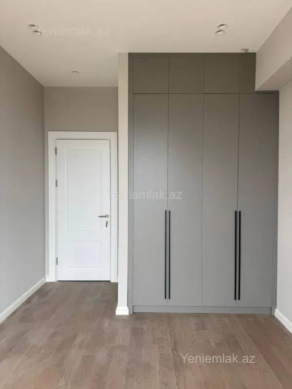 Satılır 3 otaqlı yeni tikili 72 m²