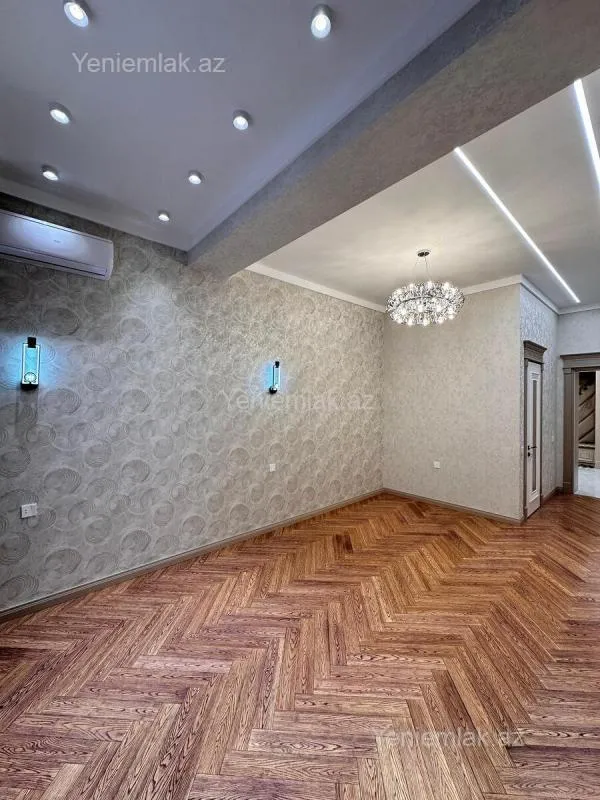 Satılır 4 otaqlı yeni tikili 195 m²