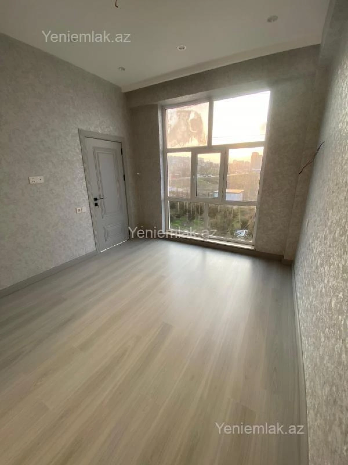 Satılır 3 otaqlı yeni tikili 83.7 m²