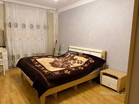 Satılır 2 otaqlı köhnə tikili 66 m²