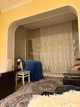 Satılır 2 otaqlı köhnə tikili 66 m²