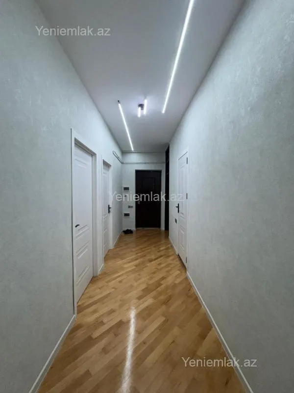 Satılır 2 otaqlı yeni tikili 65 m²