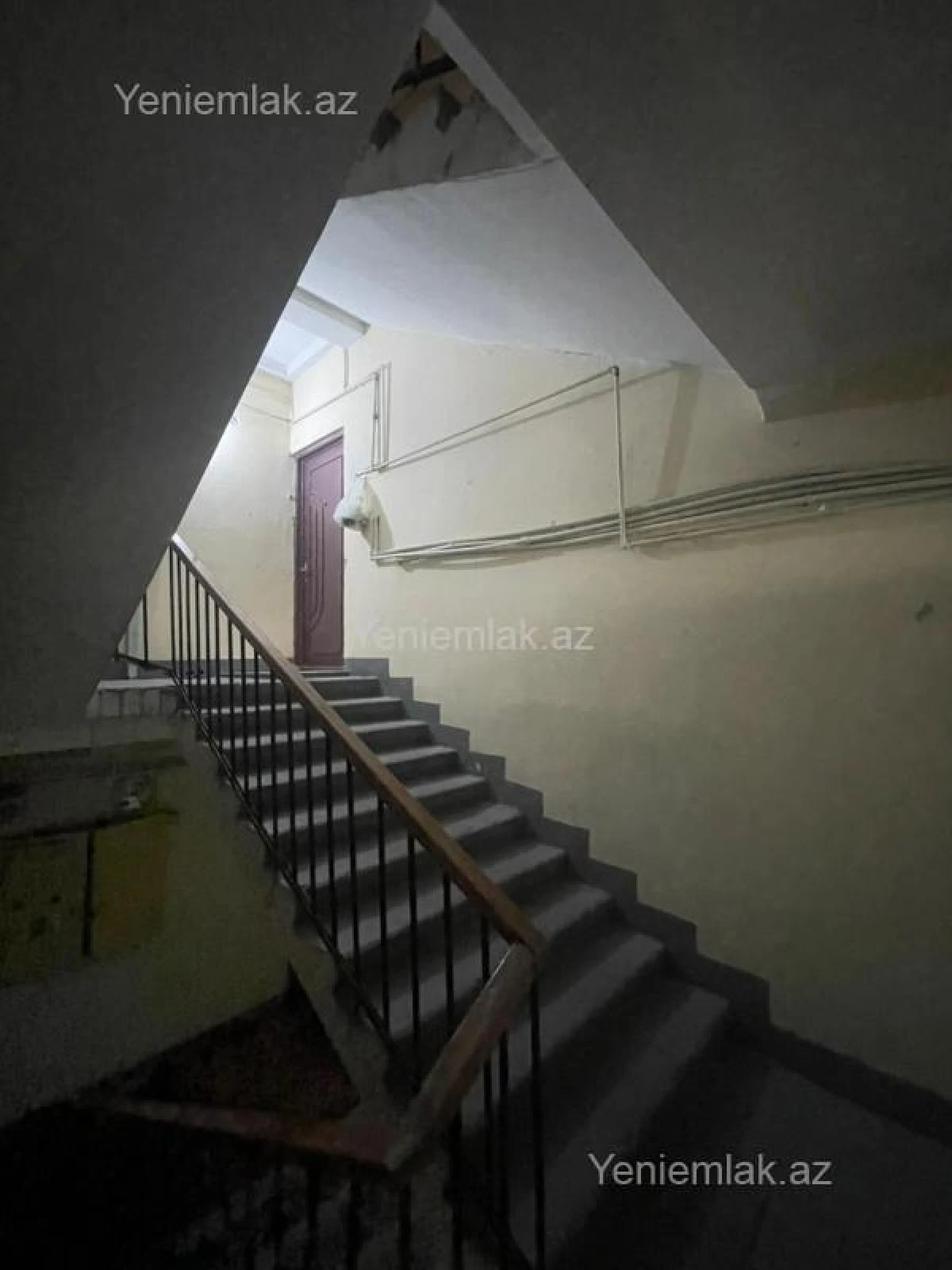 Satılır 4 otaqlı köhnə tikili 85 m²