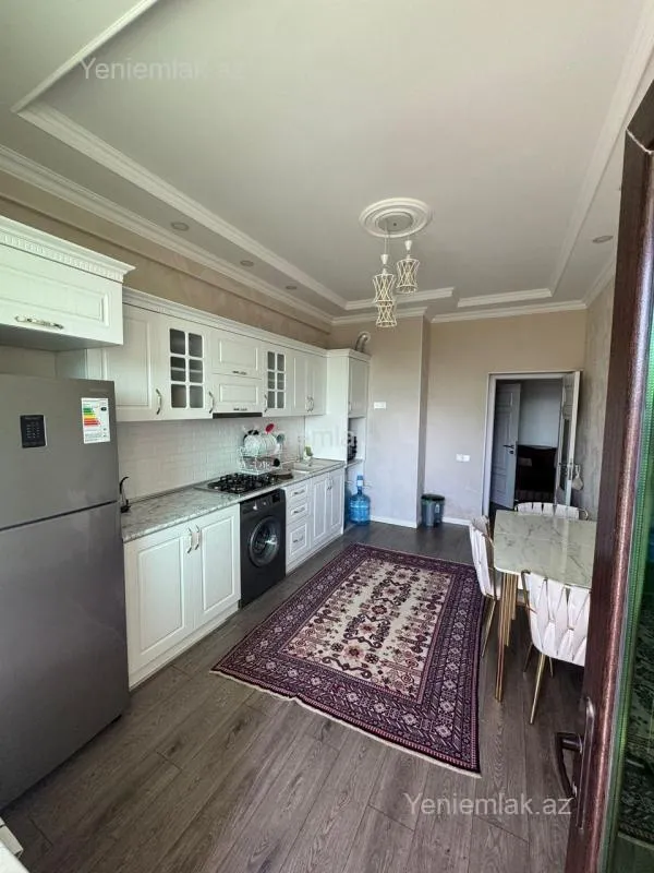 Satılır 2 otaqlı yeni tikili 100 m²