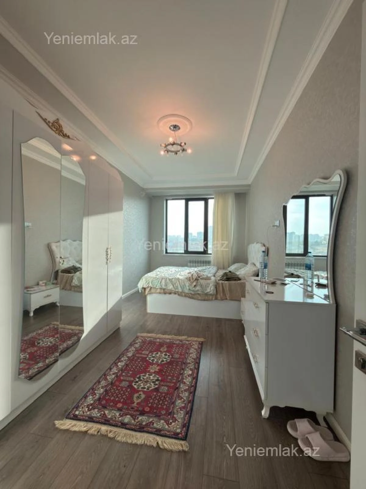 Satılır 2 otaqlı yeni tikili 100 m²