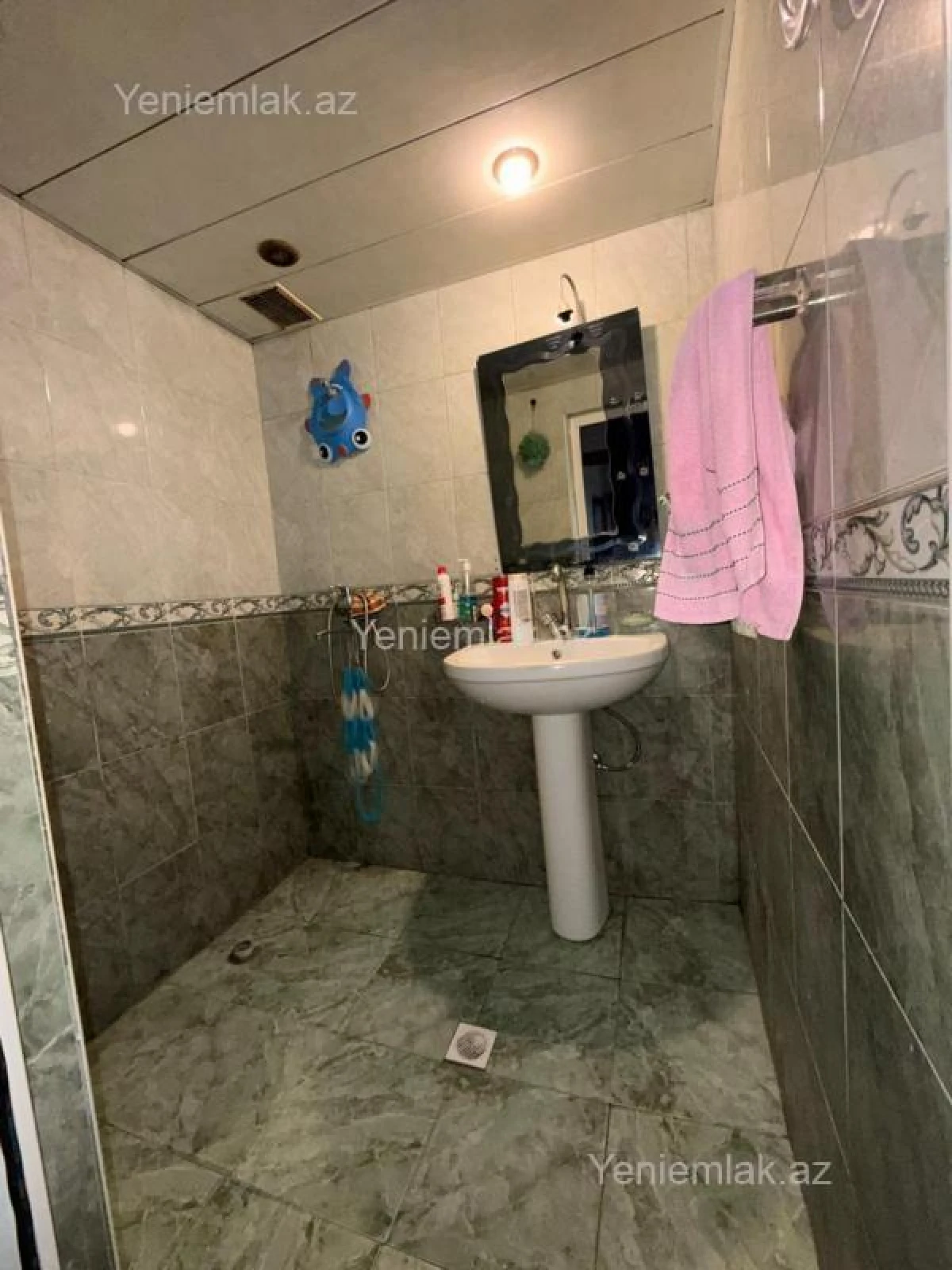 Satılır 4 otaqlı köhnə tikili 77.3 m²