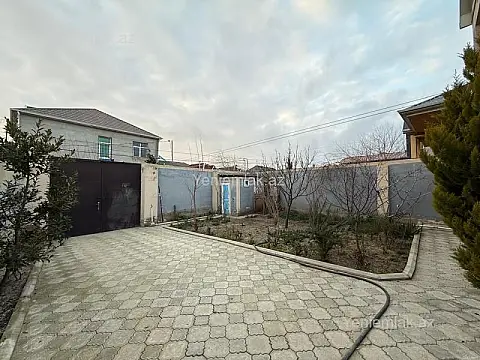 Satılır 4 otaqlı həyət evi 120 m²
