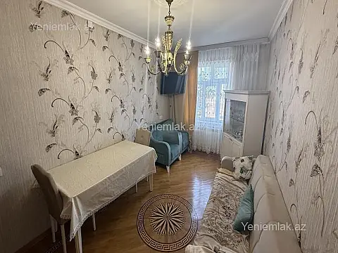 Satılır 4 otaqlı köhnə tikili 90 m²