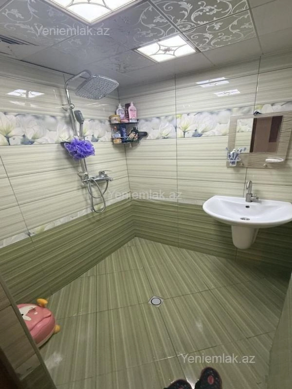 Satılır 4 otaqlı köhnə tikili 90 m²