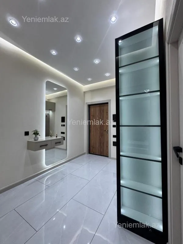 Satılır 3 otaqlı yeni tikili 65 m²