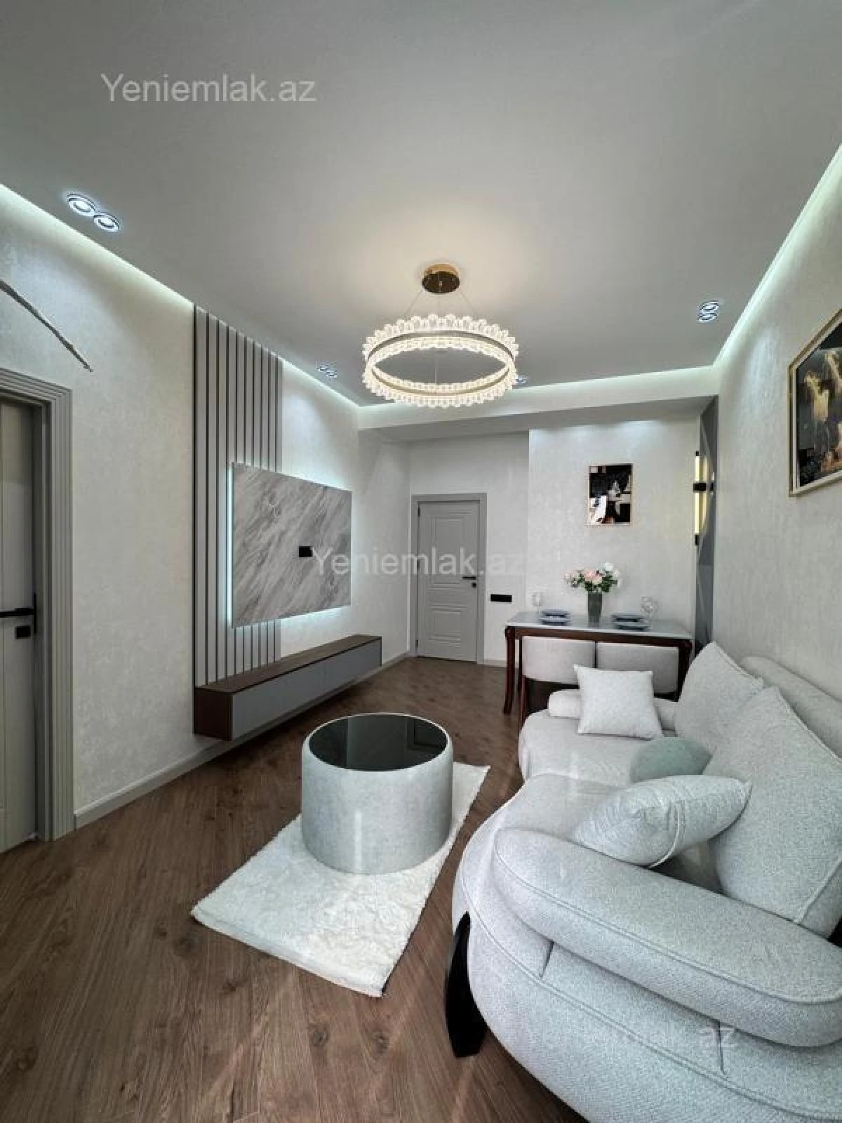 Satılır 3 otaqlı yeni tikili 65 m²