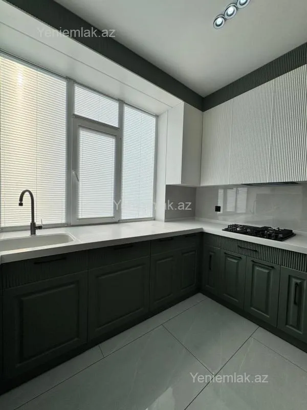 Satılır 3 otaqlı yeni tikili 65 m²