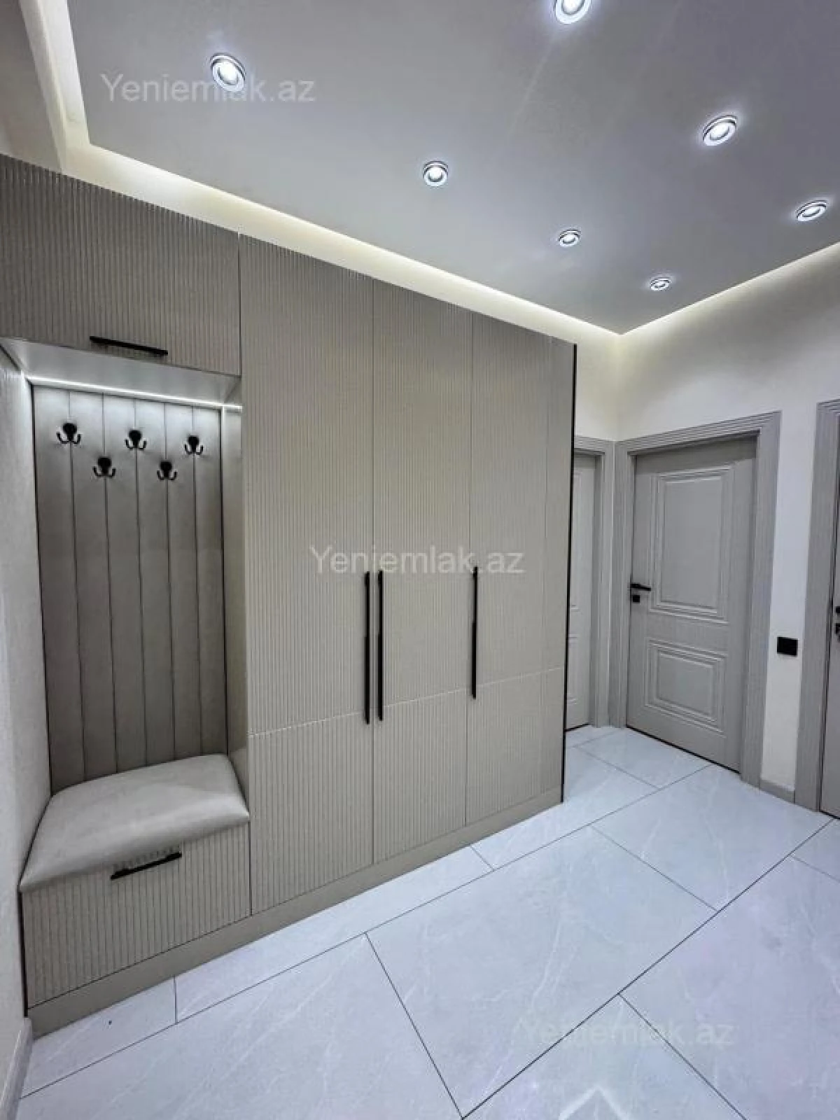 Satılır 3 otaqlı yeni tikili 65 m²