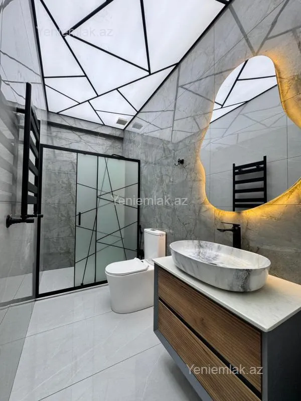 Satılır 3 otaqlı yeni tikili 65 m²