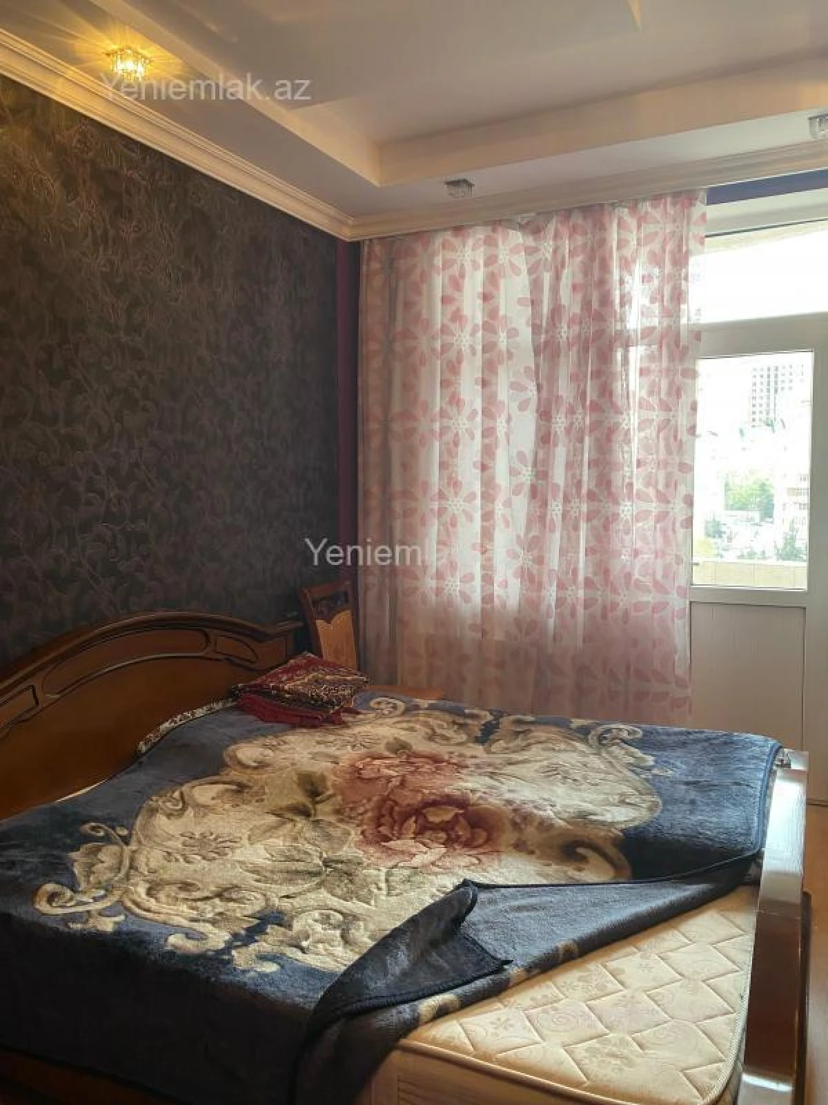 Satılır 3 otaqlı yeni tikili 75 m²