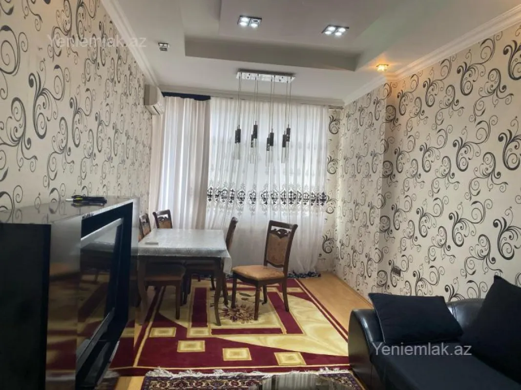 Satılır 3 otaqlı yeni tikili 75 m²