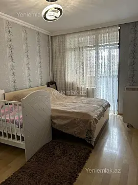 Satılır 2 otaqlı köhnə tikili 40 m²