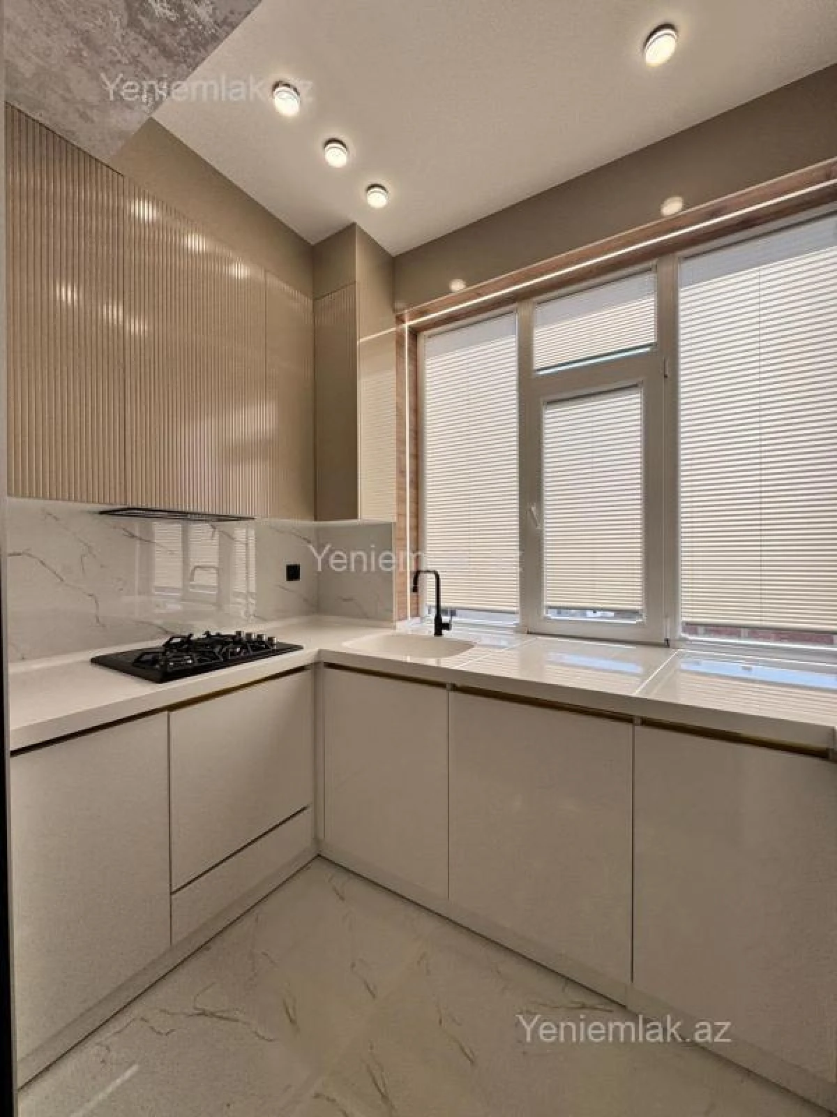 Satılır 2 otaqlı yeni tikili 55 m²
